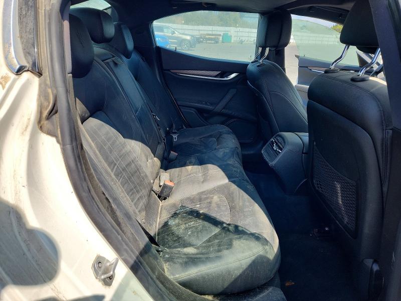64332946 :رقم المزاد ، ZAM57YSA8J1300480 vin ، 2018 Maserati Ghibli مزاد بيع