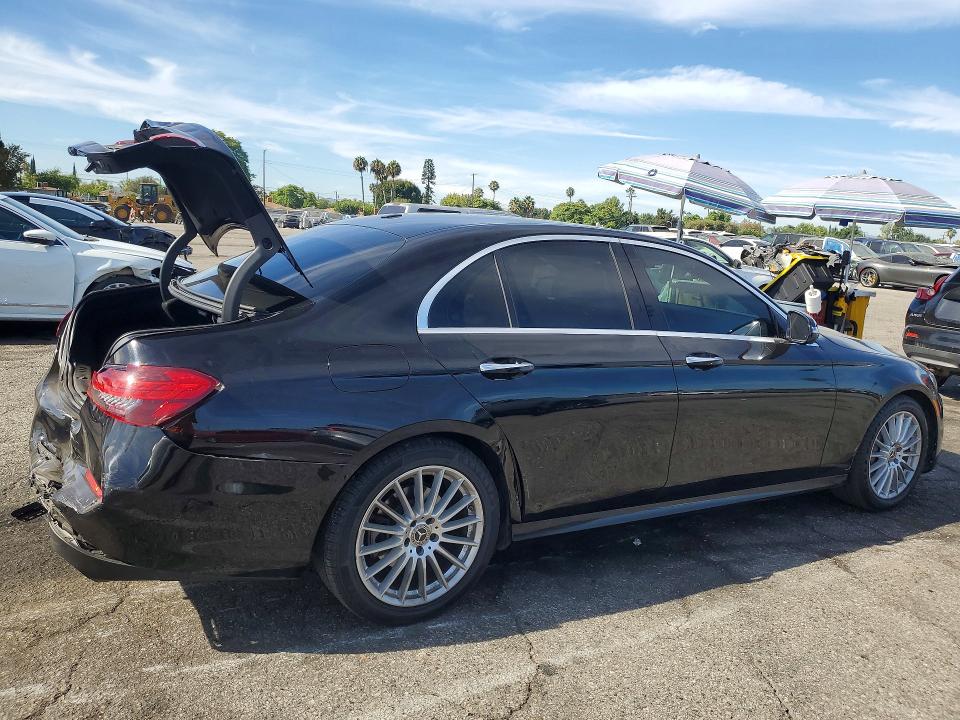 65559116 :رقم المزاد ، W1KZF8DBXPB173884 vin ، 2023 Mercedes-benz E مزاد بيع