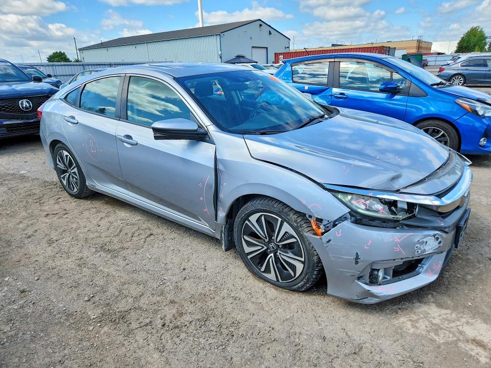 63220286 :رقم المزاد ، 2HGFC1F43HH106677 vin ، 2017 Honda Civic مزاد بيع