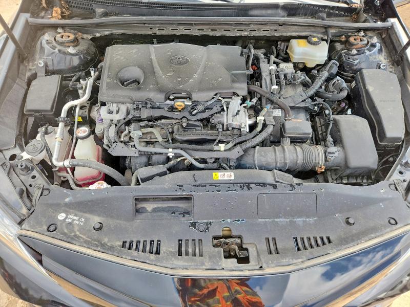 62131936 :رقم المزاد ، 4T1B21HK1JU509020 vin ، 2018 Toyota Camry Hybrid مزاد بيع