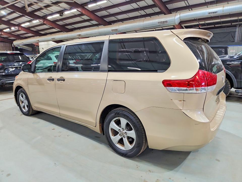 Продаж на аукціоні авто 2012 Toyota Sienna, vin: 5TDZK3DC2CS182597, номер лоту: 64983446