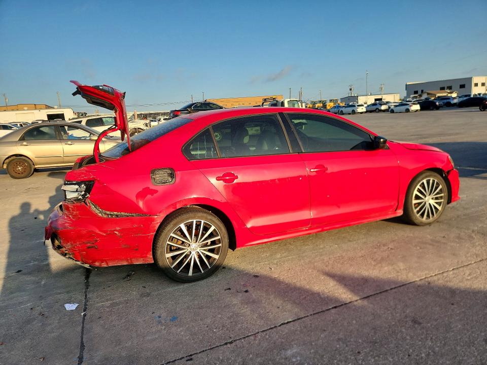 64289916 :رقم المزاد ، 3VWD17AJ9GM324907 vin ، 2016 Volkswagen Jetta مزاد بيع