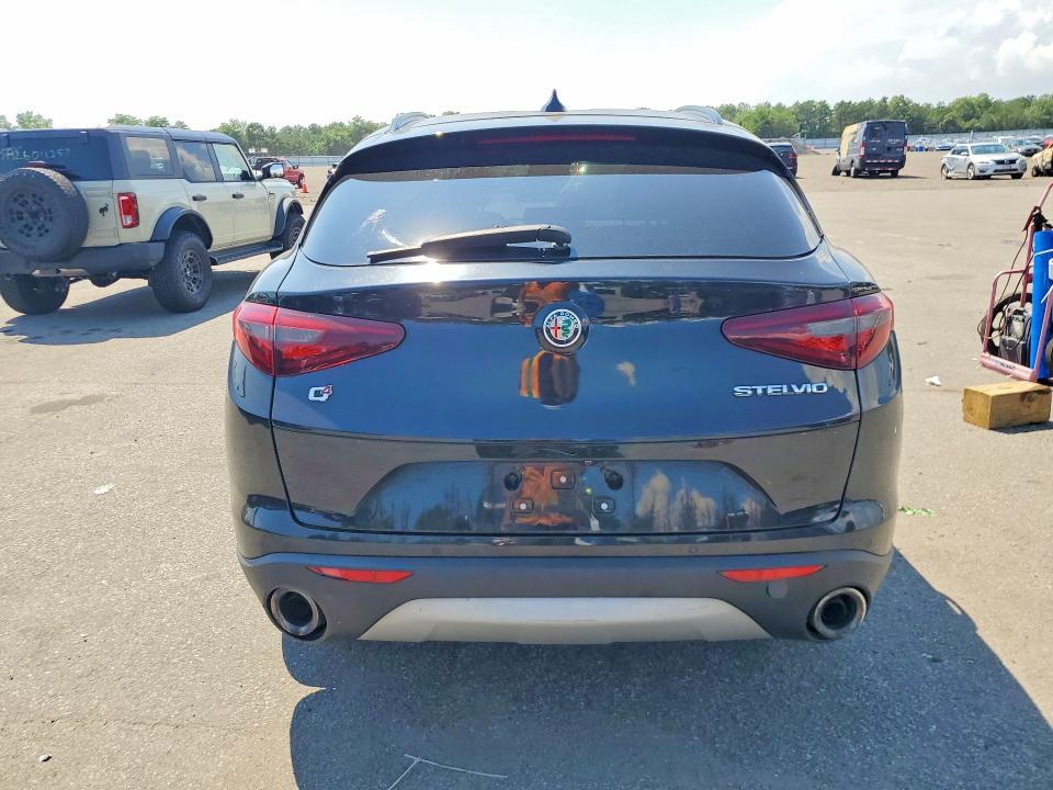 Aukcja sprzedaży 2018 Alfa Romeo Stelvio, vin: ZASFAKNN5J7B73309, numer aukcji: 64332586