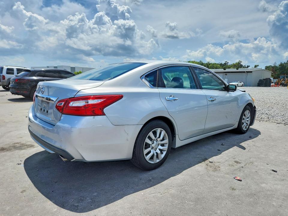 65279126 :رقم المزاد ، 1N4AL3AP7HC111623 vin ، 2017 Nissan Altima مزاد بيع