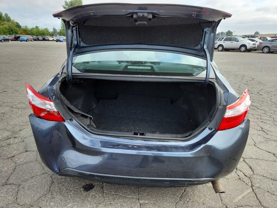 65006596 :رقم المزاد ، 2T1BURHEXFC312150 vin ، 2015 Toyota Corolla مزاد بيع