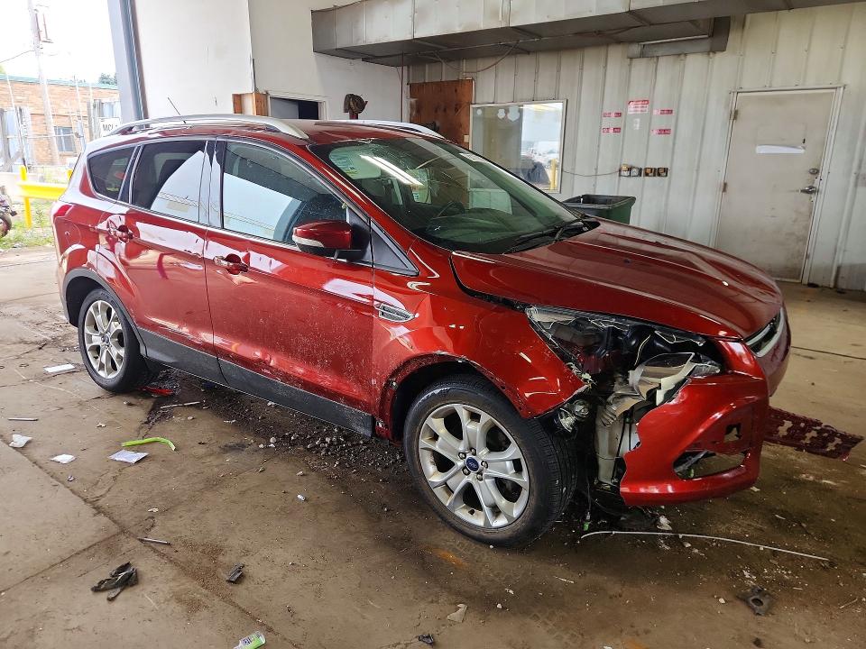 2015 Ford Escape მანქანა იყიდება აუქციონზე, vin: 1FMCU9J9XFUC42276, აუქციონის ნომერი: 63779636