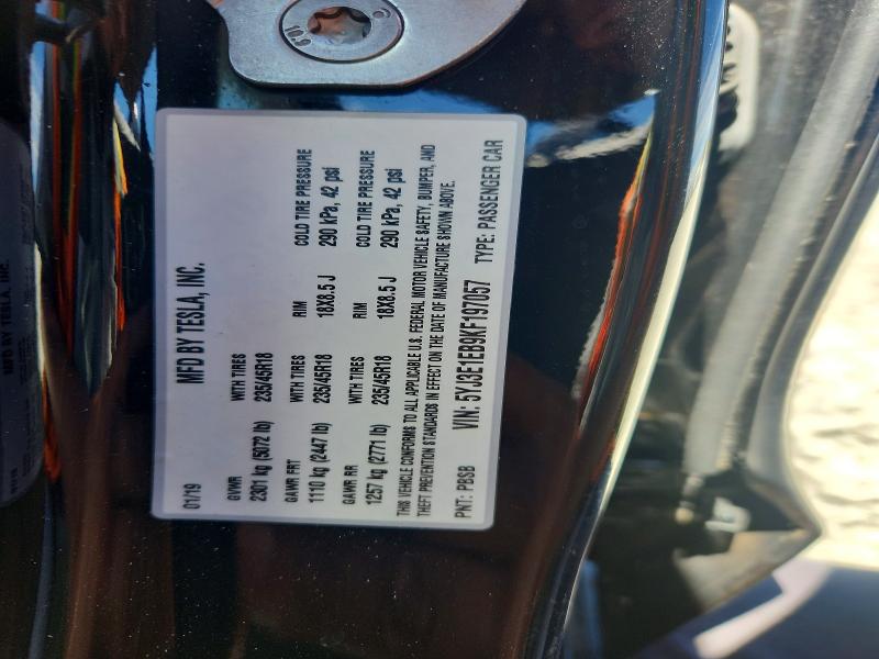 64482146 :رقم المزاد ، 5YJ3E1EB9KF197057 vin ، 2019 Tesla Model 3 مزاد بيع