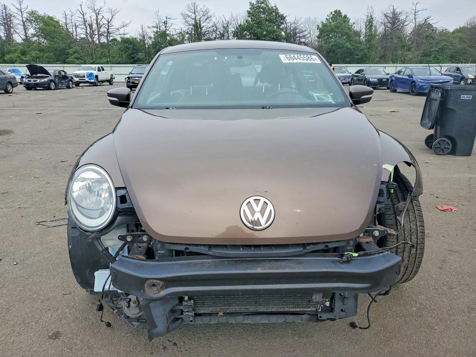 66445586 :رقم المزاد ، 3VWJP7AT2CM665529 vin ، 2012 Volkswagen Beetle مزاد بيع