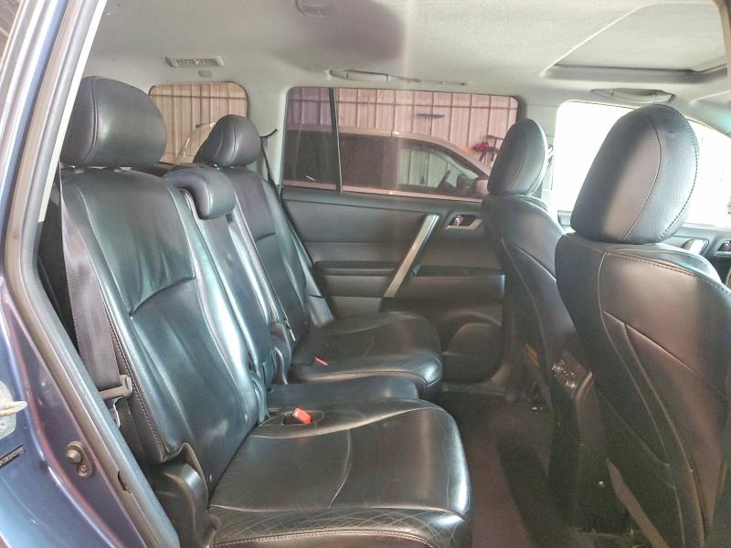 Продажа на аукционе авто 2012 Toyota Highlander, vin: 5TDBK3EH1CS169982, номер лота: 64001576