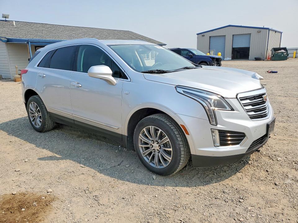 60883176 :رقم المزاد ، 1GYKNDRS7HZ155698 vin ، 2017 Cadillac Xt5 مزاد بيع