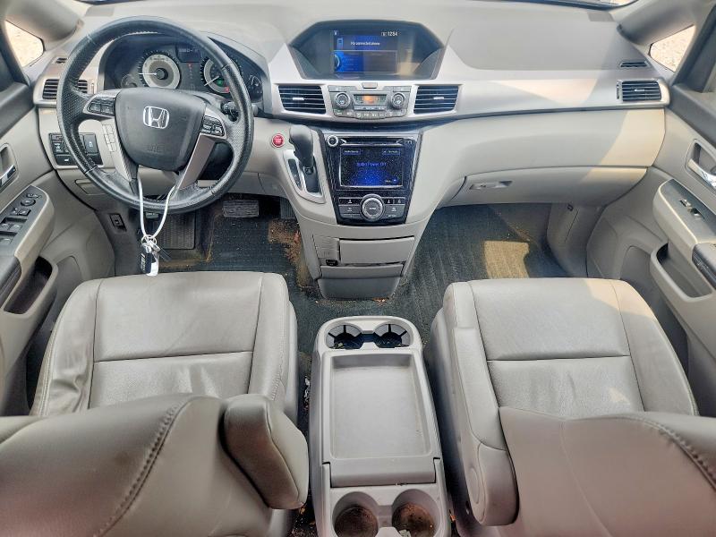 64491156 :رقم المزاد ، 5FNRL5H62FB060389 vin ، 2015 Honda Odyssey مزاد بيع