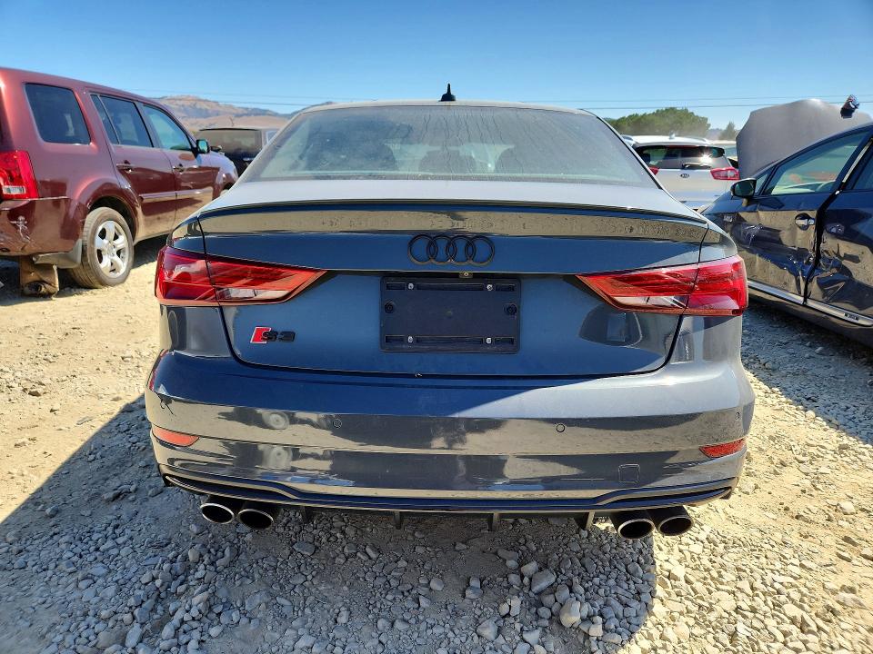 66165336 :رقم المزاد ، WAUB1GFF3H1037010 vin ، 2017 Audi S3 مزاد بيع