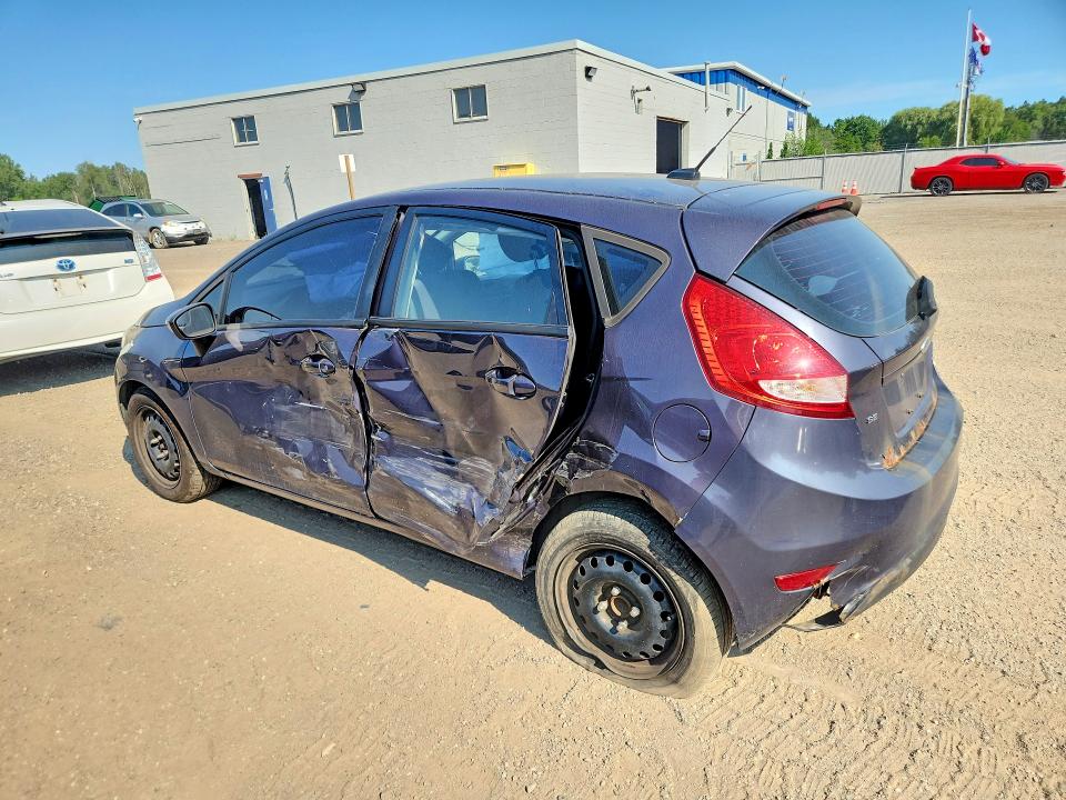 63809546 :رقم المزاد ، 3FADP4EJ8DM141526 vin ، 2013 Ford Fiesta مزاد بيع