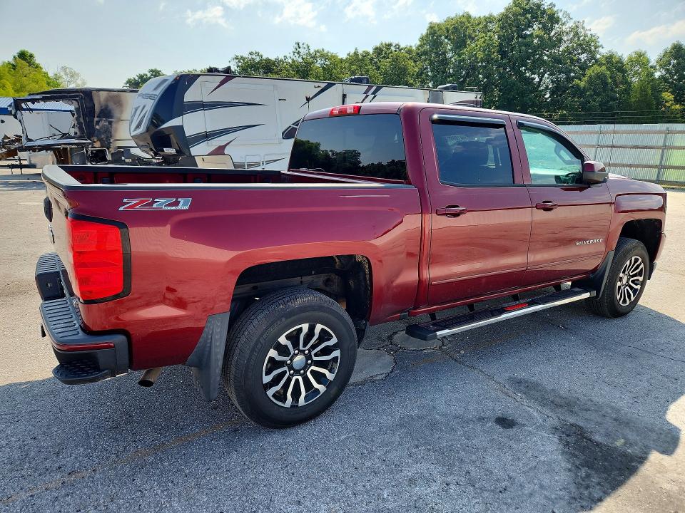 Продаж на аукціоні авто 2017 Chevrolet Silverado, vin: 3GCUKREC6HG293655, номер лоту: 63681896