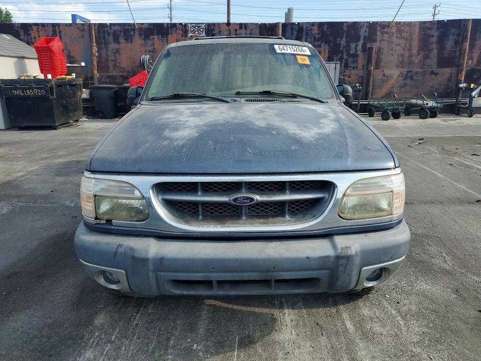64715266 :رقم المزاد ، 1FMZU63E8YUB38827 vin ، 2000 Ford Explorer مزاد بيع