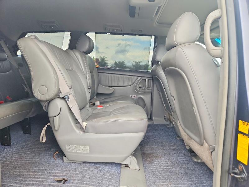 2008 Toyota Sienna მანქანა იყიდება აუქციონზე, vin: 5TDBK22C58S010327, აუქციონის ნომერი: 65060346