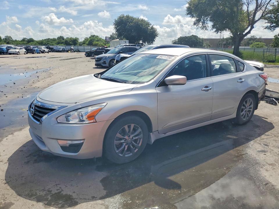 64117356 :رقم المزاد ، 1N4AL3AP2FC582222 vin ، 2015 Nissan Altima مزاد بيع