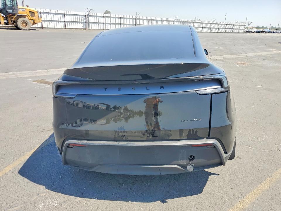 Продажа на аукционе авто 2026 Tesla Model Y, vin: 7SAYGAEE9TF600940, номер лота: 63929646