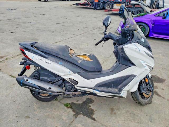 64977236 :رقم المزاد ، LC2W1M245MC100370 vin ، 2021 Kymco Usa Inc X-town مزاد بيع