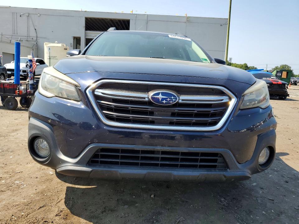 64677896 :رقم المزاد ، 4S4BSANC4J3313351 vin ، 2018 Subaru Outback مزاد بيع
