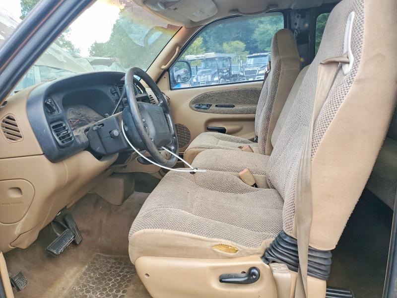 63582006 :رقم المزاد ، 3B7HC13Z5YG149022 vin ، 2000 Dodge Ram 1500 مزاد بيع