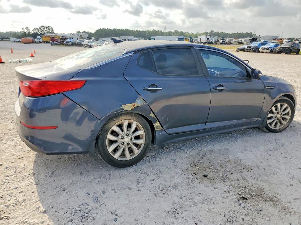 62088446 :رقم المزاد ، 5XXGM4A74FG477480 vin ، 2015 Kia Optima مزاد بيع