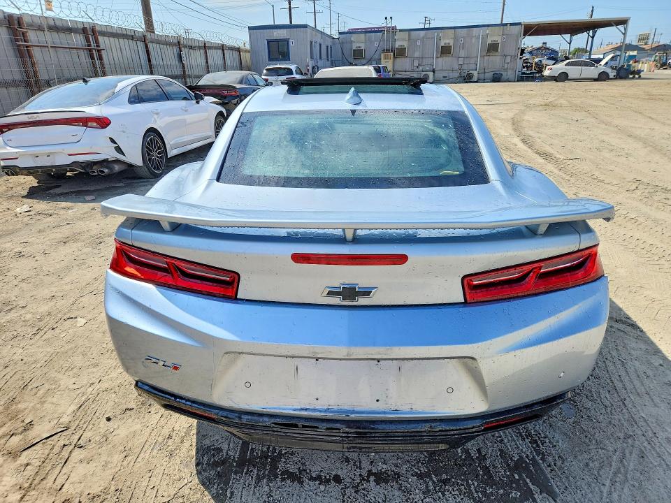 64589056 :رقم المزاد ، 1G1FK1R60H0213472 vin ، 2017 Chevrolet Camaro مزاد بيع
