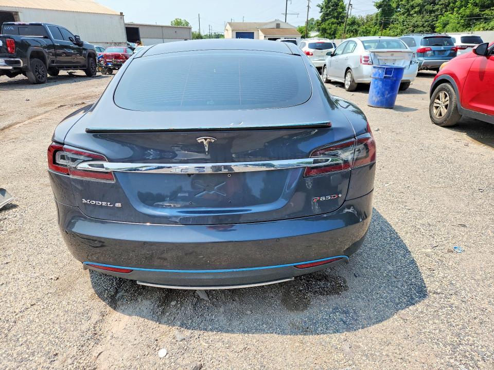 Продаж на аукціоні авто 2015 Tesla Model S, vin: 5YJSA1H25FFP74031, номер лоту: 64041426