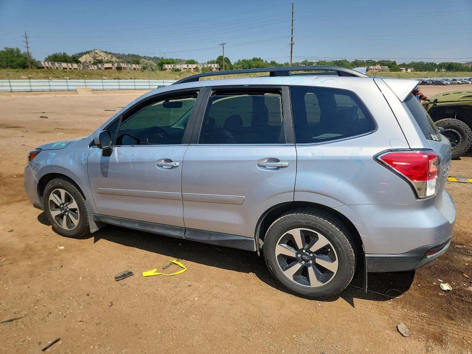 2018 Subaru Forester მანქანა იყიდება აუქციონზე, vin: JF2SJALC9JH532210, აუქციონის ნომერი: 64003286