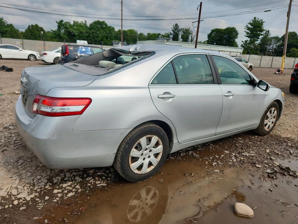 2010 Toyota Camry მანქანა იყიდება აუქციონზე, vin: 4T1BF3EK0AU025697, აუქციონის ნომერი: 64677416