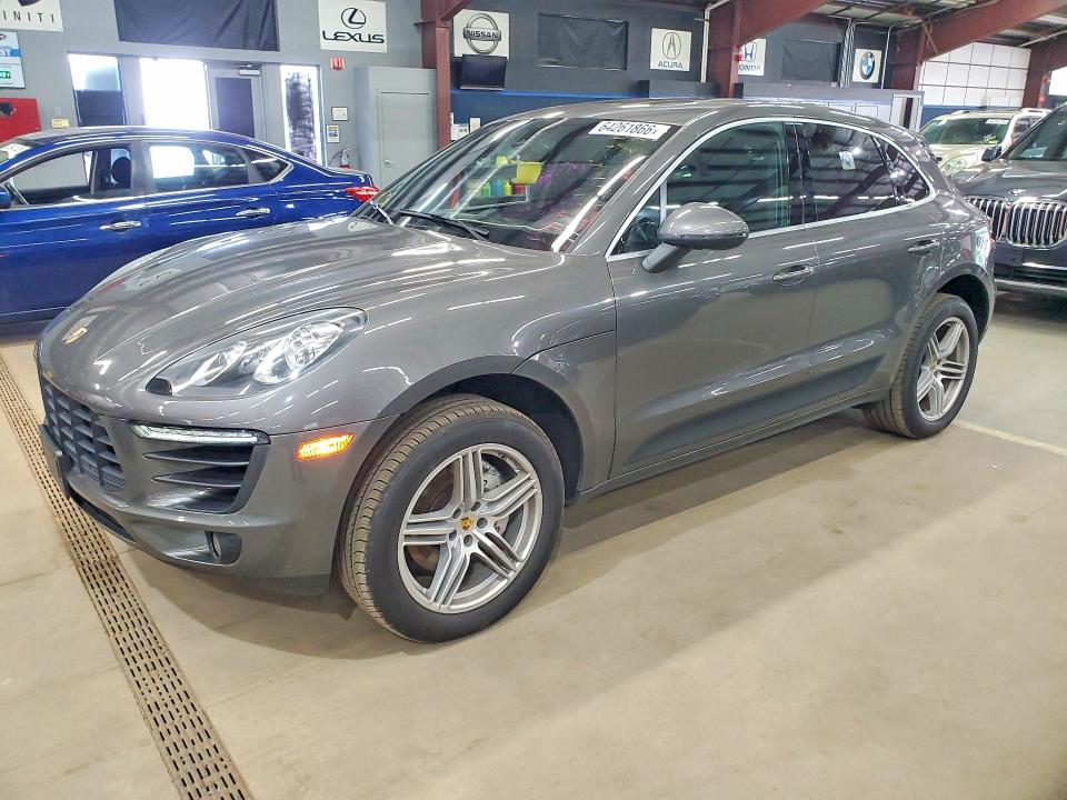 64261866 :رقم المزاد ، WP1AB2A58GLB47520 vin ، 2016 Porsche Macan مزاد بيع