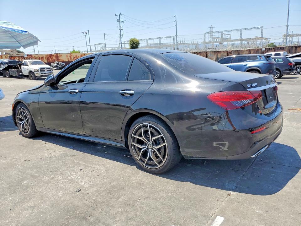 2022 Mercedes-benz E მანქანა იყიდება აუქციონზე, vin: W1KZF8DB1NB059141, აუქციონის ნომერი: 64617866