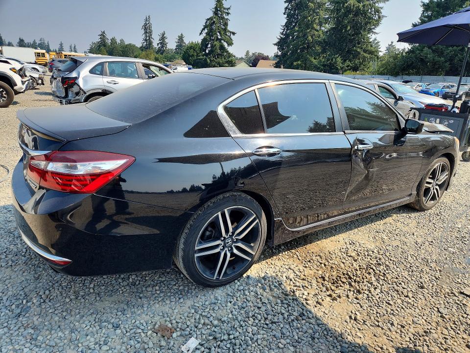 Aukcja sprzedaży 2017 Honda Accord, vin: 1HGCR2F50HA052351, numer aukcji: 63641536