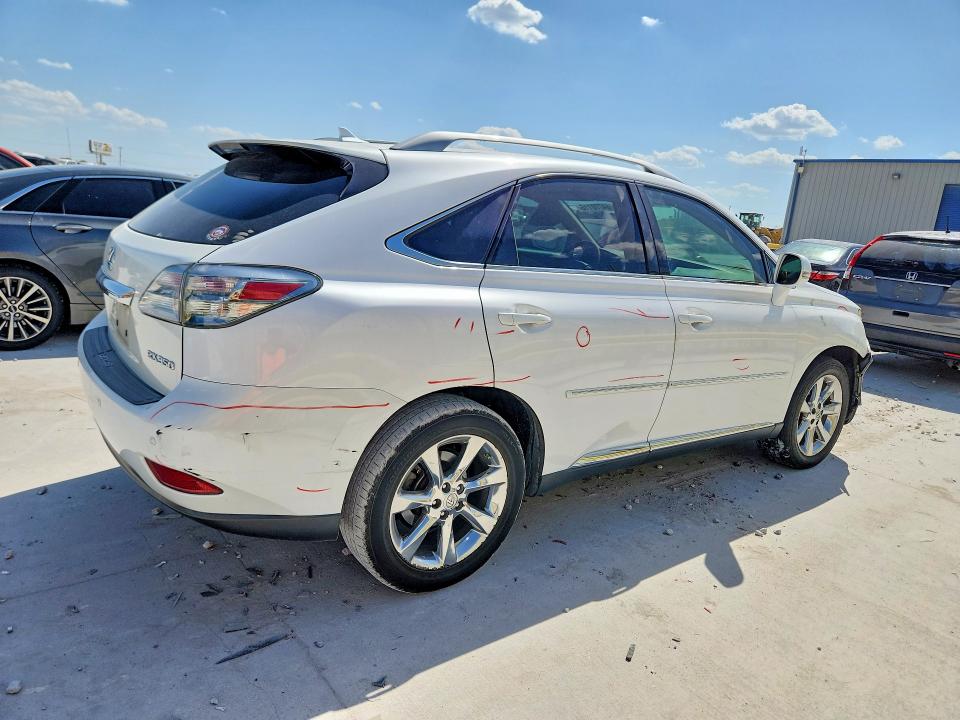 64770116 :رقم المزاد ، 2T2ZK1BA7AC029902 vin ، 2010 Lexus Rx مزاد بيع