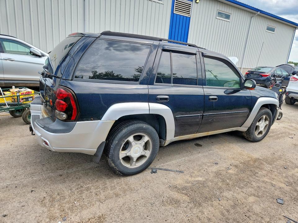 2005 Chevrolet Trailblazer მანქანა იყიდება აუქციონზე, vin: 1GNDT13S052324872, აუქციონის ნომერი: 66505286