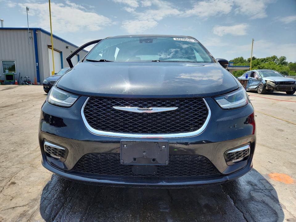 Продажа на аукционе авто 2022 Chrysler Pacifica, vin: 2C4RC1L72NR139508, номер лота: 64318556