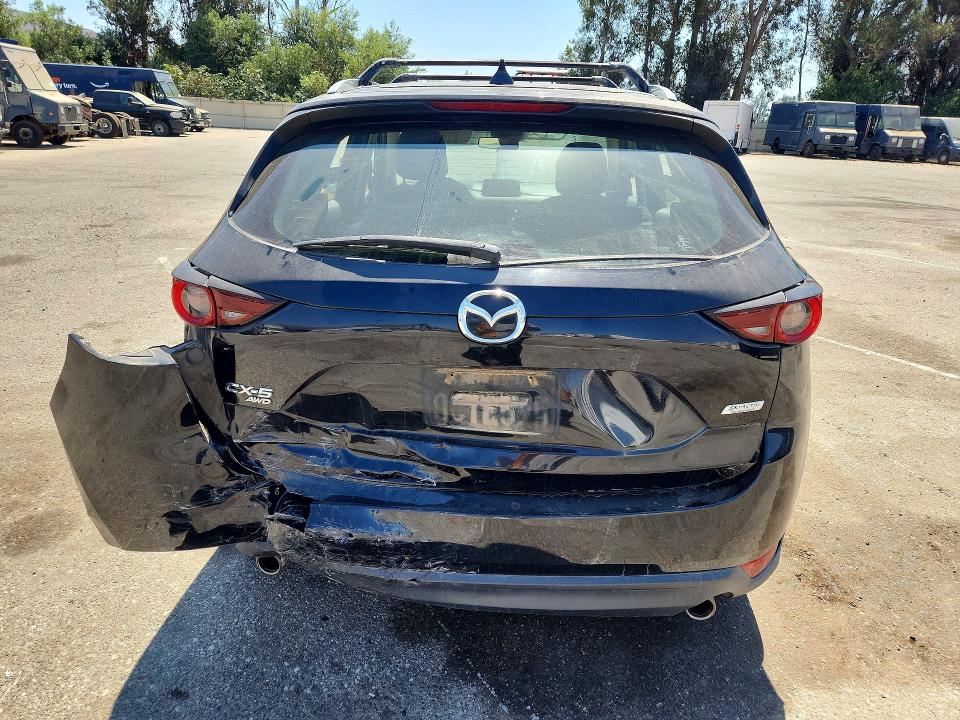 64607466 :رقم المزاد ، JM3KFBBM9J0329906 vin ، 2018 Mazda Cx-5 مزاد بيع