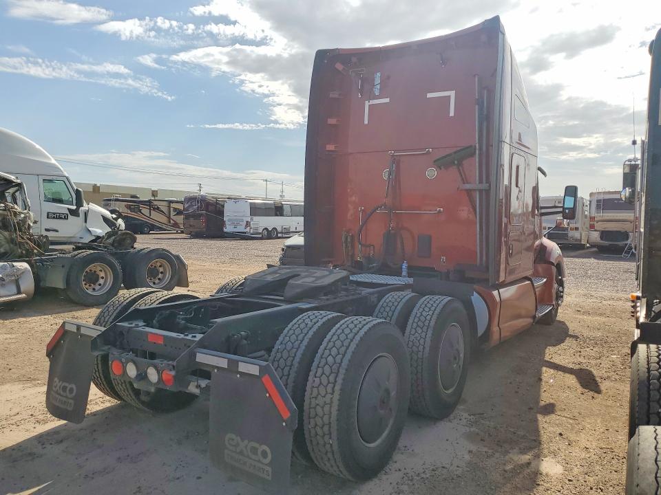 67165136 :رقم المزاد ، 1XKYDP9X8LJ342427 vin ، 2020 Kenworth Construction مزاد بيع