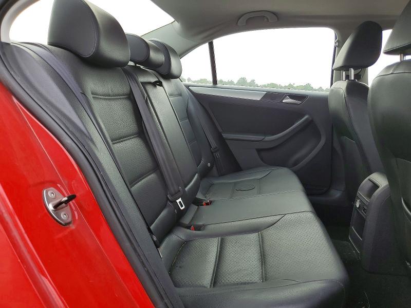 65382856 :رقم المزاد ، 3VWDP7AJ8DM286368 vin ، 2013 Volkswagen Jetta مزاد بيع