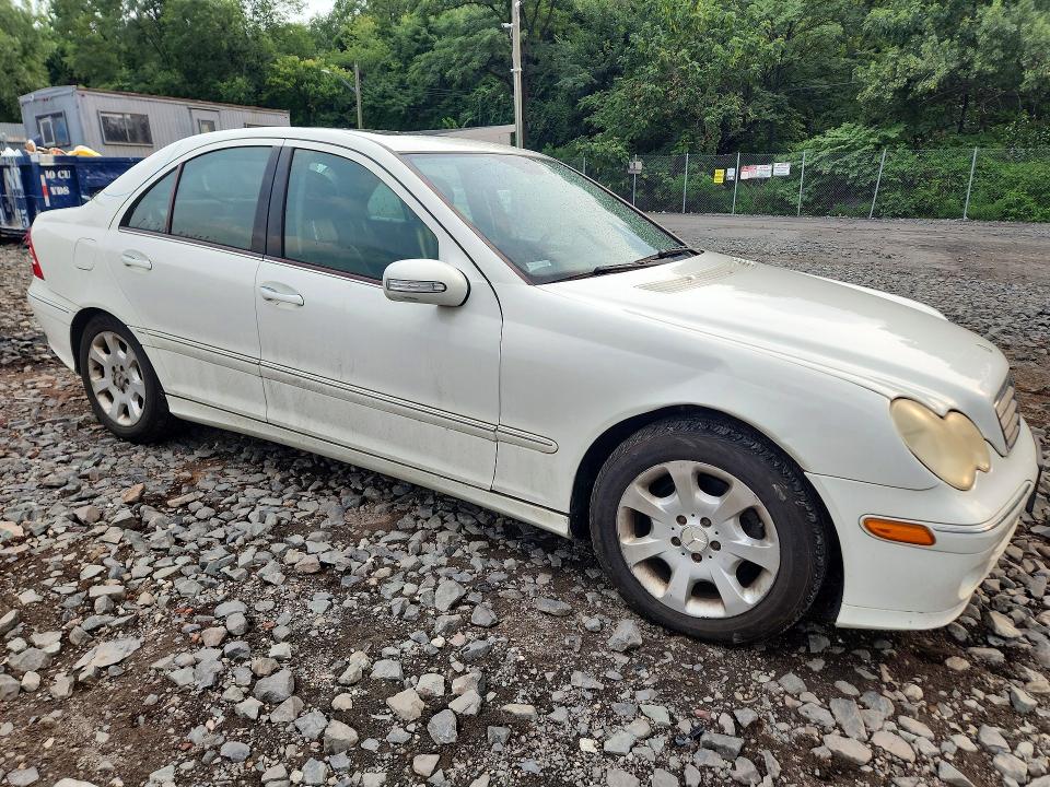 64662676 :رقم المزاد ، WDBRF87J96F786954 vin ، 2006 Mercedes-benz C مزاد بيع