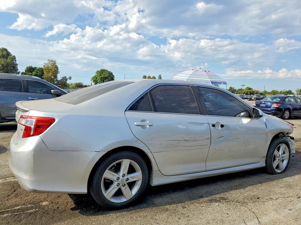 Aukcja sprzedaży 2014 Toyota Camry, vin: 4T1BF1FK0EU824713, numer aukcji: 64339356