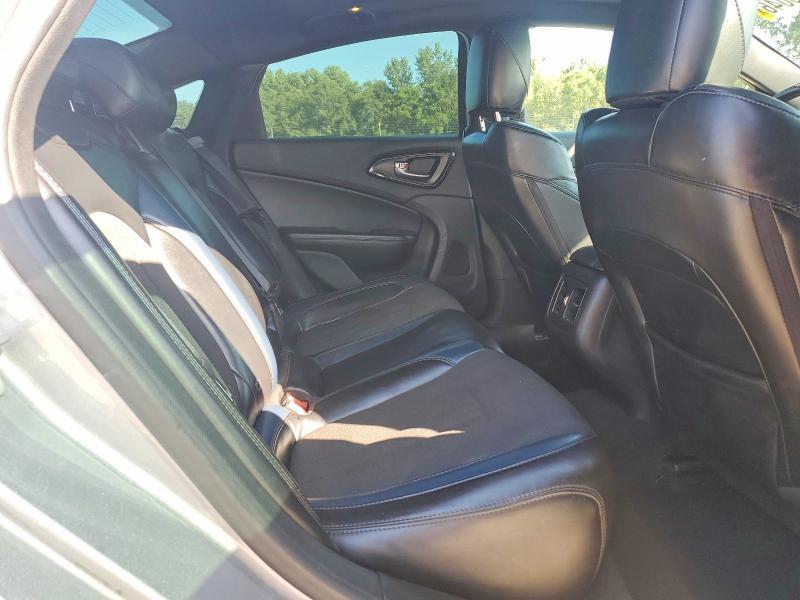 65273046 :رقم المزاد ، 1C3CCCBB3FN550569 vin ، 2015 Chrysler 200 مزاد بيع