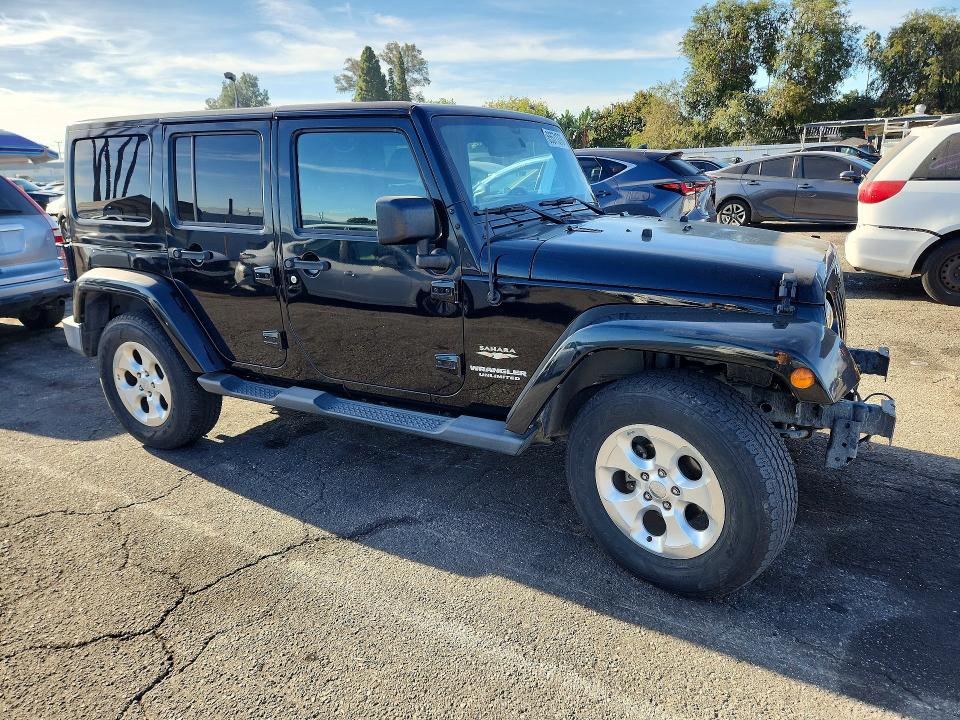 Продажа на аукционе авто 2015 Jeep Wrangler Unlimited, vin: 1C4BJWEG0FL690547, номер лота: 65571376