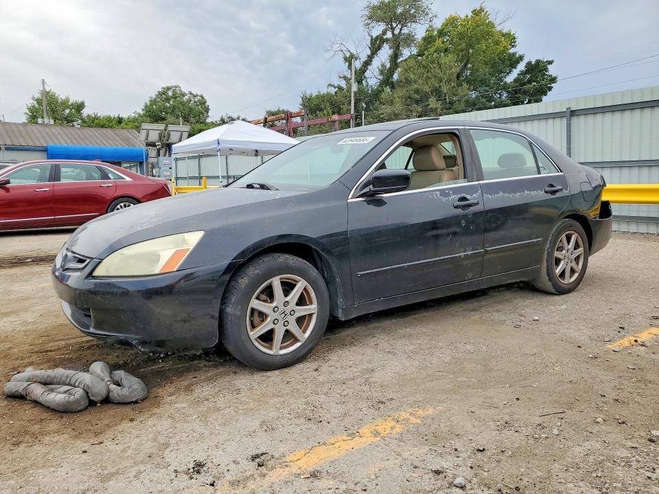 62849686 :رقم المزاد ، 1HGCM66593A087257 vin ، 2003 Honda Accord مزاد بيع