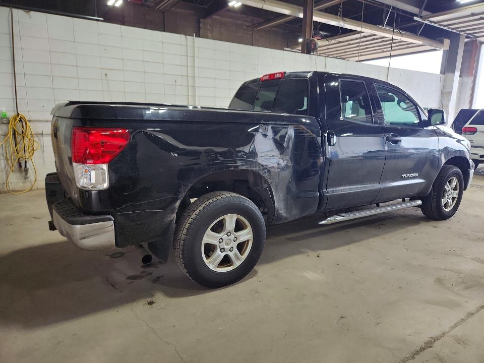 Продажа на аукционе авто 2012 Toyota Tundra, vin: 5TFUM5F1XCX032419, номер лота: 64986136