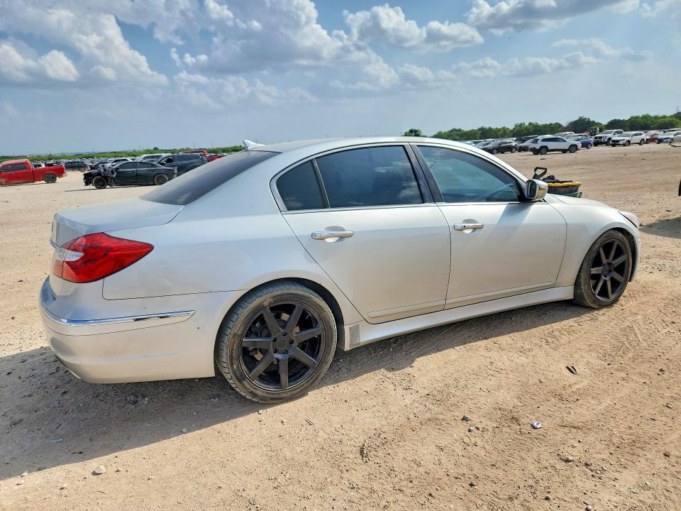2013 Hyundai Genesis მანქანა იყიდება აუქციონზე, vin: KMHGC4DD4DU243086, აუქციონის ნომერი: 61647506