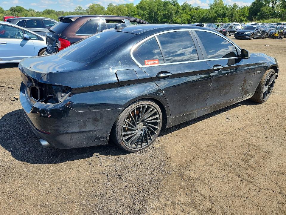 63101296 :رقم المزاد ، WBAFU7C53DDU76897 vin ، 2013 Bmw 535 مزاد بيع