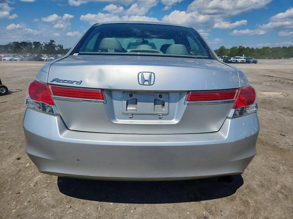 65792286 :رقم المزاد ، 1HGCP2F47CA111689 vin ، 2012 Honda Accord مزاد بيع