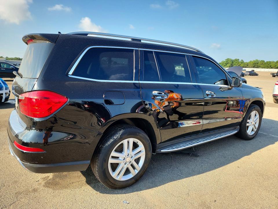 63968146 :رقم المزاد ، 4JGDF7CE4DA135395 vin ، 2013 Mercedes-benz Gl مزاد بيع