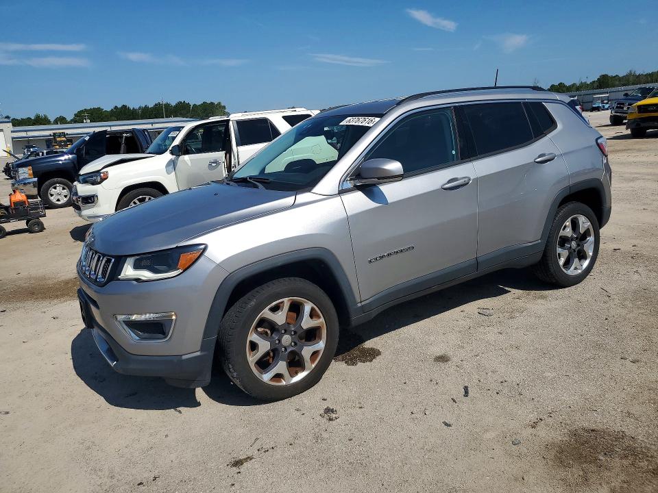 63767616 :رقم المزاد ، 3C4NJDCB6HT641529 vin ، 2017 Jeep Compass مزاد بيع